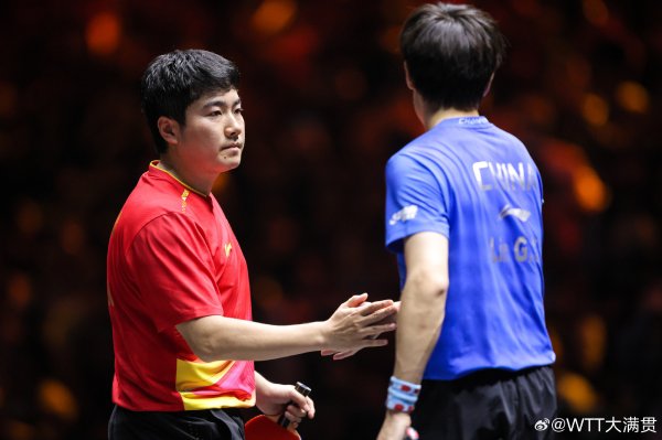 沪深投 国乒混双会师半决赛! 林高远输球后抚摸球台, 王楚钦拒绝被逆转